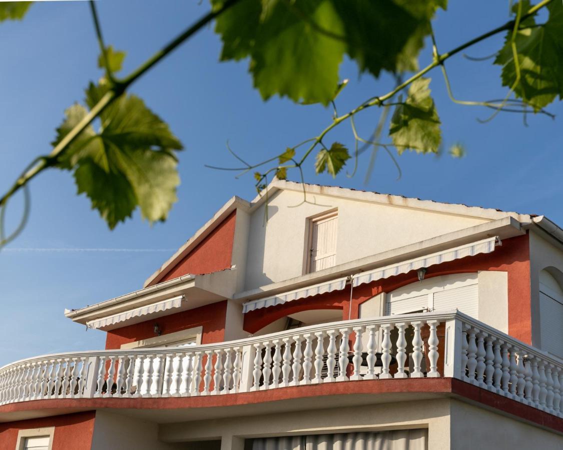 Apartments Vedmar Бибинє Екстер'єр фото